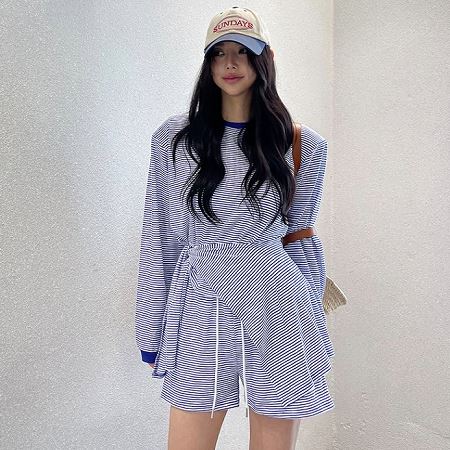 Dongdaemum Women’s One-Pieces, a testament to the elegance and quality of wholesale Korean fashion.