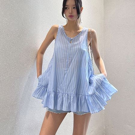 A collection of Dongdaemum Women’s Dresses, encapsulating the charm of Korean fashion.