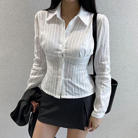 Dongdaemum Women’s Shirts, Tops & T-Shirts, a testament to the elegance and quality of wholesale Korean fashion.
