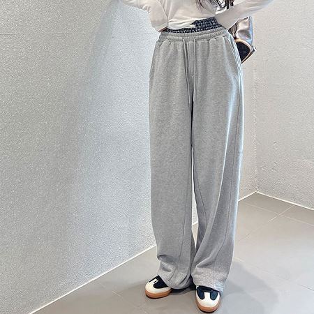An array of Dongdaemum Women’s Pants, embodying the versatility of Korean fashion.