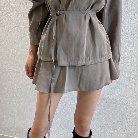 Dongdaemum Women’s Pants, a testament to the elegance and quality of wholesale Korean fashion.