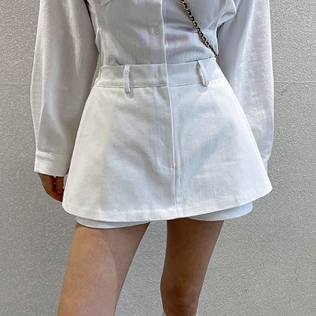 Dongdaemum Women’s Pants, a testament to the elegance and quality of wholesale Korean fashion.