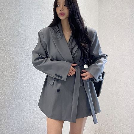 A variety of Dongdaemum Women’s Coats & Jackets, reflecting the sophistication of Korean fashion.