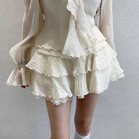 Dongdaemum Women’s Dresses, a testament to the elegance and quality of wholesale Korean fashion.