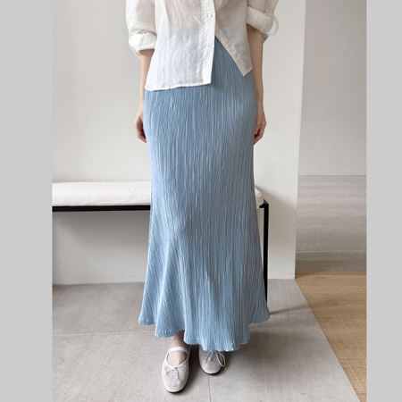 Dongdaemum Women’s Dresses, a testament to the elegance and quality of wholesale Korean fashion.