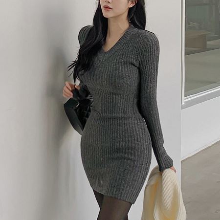 Dongdaemum Women’s Dresses, a testament to the elegance and quality of wholesale Korean fashion.