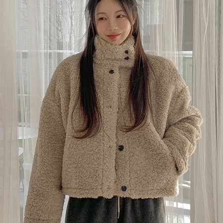Dongdaemum Women’s Shirts, Tops & T-Shirts, a testament to the elegance and quality of wholesale Korean fashion.