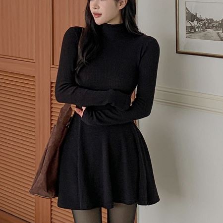 Dongdaemum Women’s Dresses, a testament to the elegance and quality of wholesale Korean fashion.