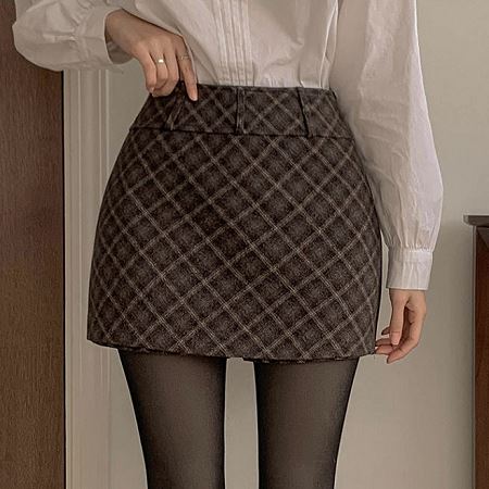 Dongdaemum Women’s Dresses, a testament to the elegance and quality of wholesale Korean fashion.