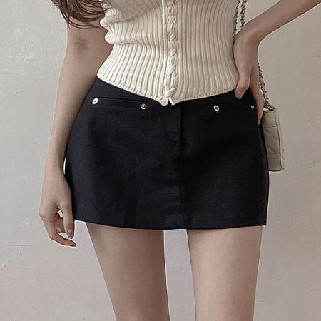 Dongdaemum Women’s Dresses, a testament to the elegance and quality of wholesale Korean fashion.