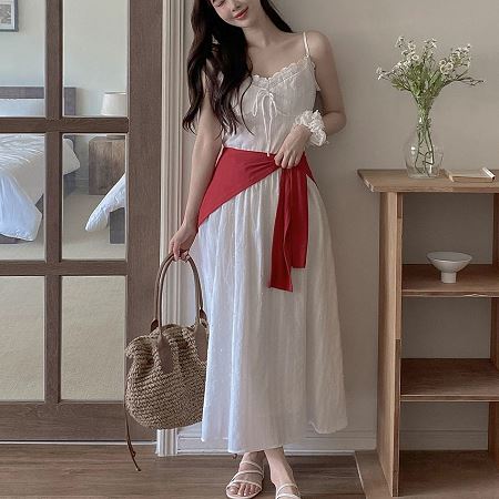 Dongdaemum Women’s Dresses, a testament to the elegance and quality of wholesale Korean fashion.