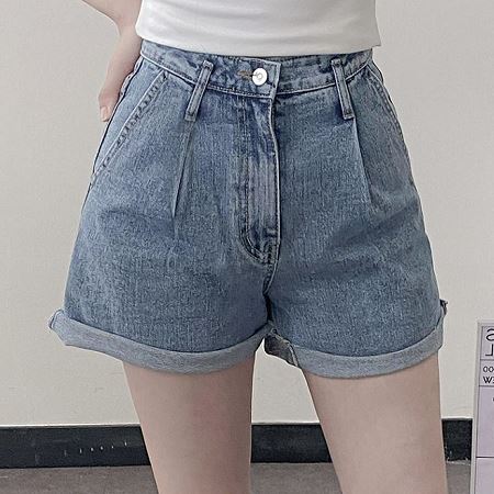 Dongdaemum Women’s Pants, a testament to the elegance and quality of wholesale Korean fashion.
