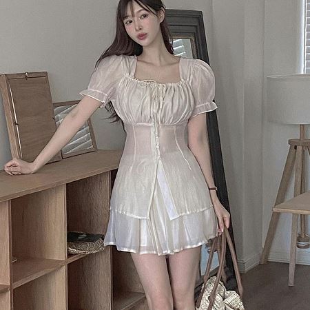 Dongdaemum Women’s One-Pieces, a testament to the elegance and quality of wholesale Korean fashion.