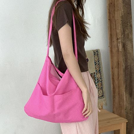 A collection of Dongdaemum Women’s Handbags, Wallets & Cases, showcasing the elegance of Korean fashion.