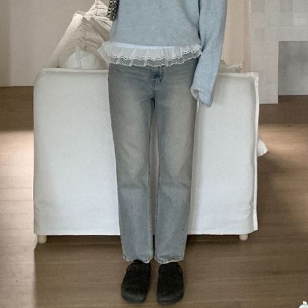 Dongdaemum Women’s Pants, a testament to the elegance and quality of wholesale Korean fashion.