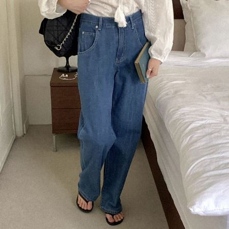 An array of Dongdaemum Women’s Pants, embodying the versatility of Korean fashion.