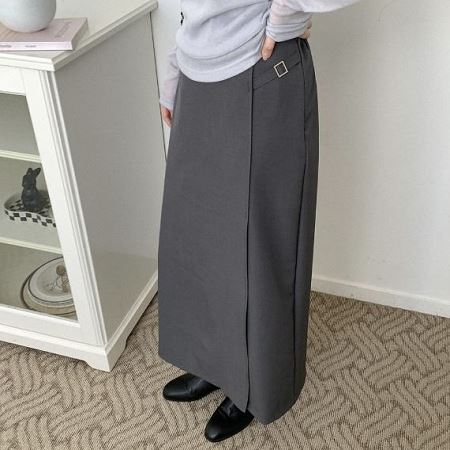 Dongdaemum Women’s Dresses, a testament to the elegance and quality of wholesale Korean fashion.