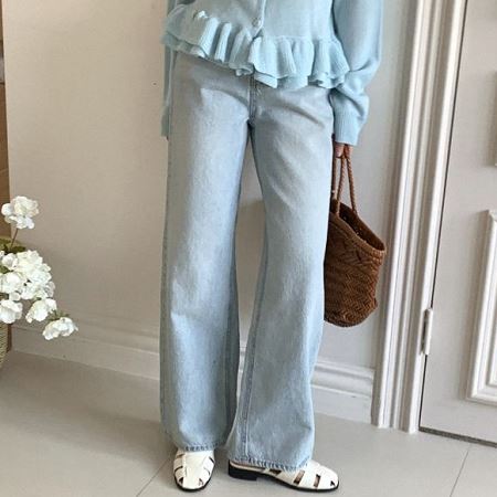 An array of Dongdaemum Women’s Pants, embodying the versatility of Korean fashion.