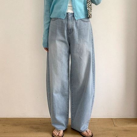 An array of Dongdaemum Women’s Pants, embodying the versatility of Korean fashion.