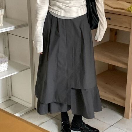 A collection of Dongdaemum Women’s Dresses, encapsulating the charm of Korean fashion.