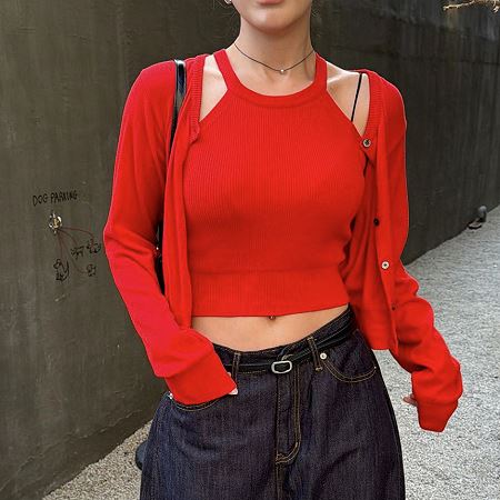 Dongdaemum Women’s One-Pieces, a testament to the elegance and quality of wholesale Korean fashion.