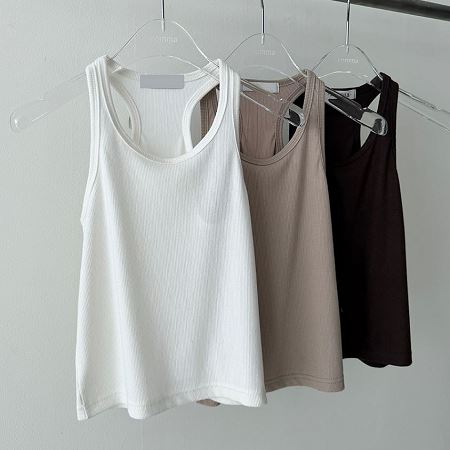 Dongdaemum Women’s Shirts, Tops & T-Shirts, a testament to the elegance and quality of wholesale Korean fashion.