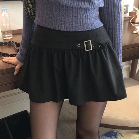 Dongdaemum Women’s Dresses, a testament to the elegance and quality of wholesale Korean fashion.