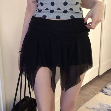 Dongdaemum Women’s Dresses, a testament to the elegance and quality of wholesale Korean fashion.