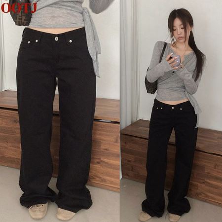 Dongdaemum Women’s Pants, a testament to the elegance and quality of wholesale Korean fashion.