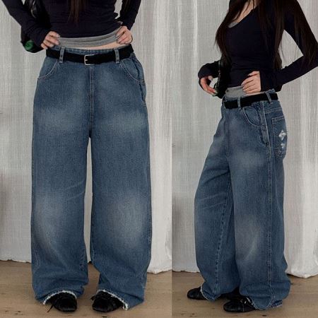 Dongdaemum Women’s Pants, a testament to the elegance and quality of wholesale Korean fashion.