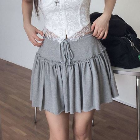 Dongdaemum Women’s Dresses, a testament to the elegance and quality of wholesale Korean fashion.