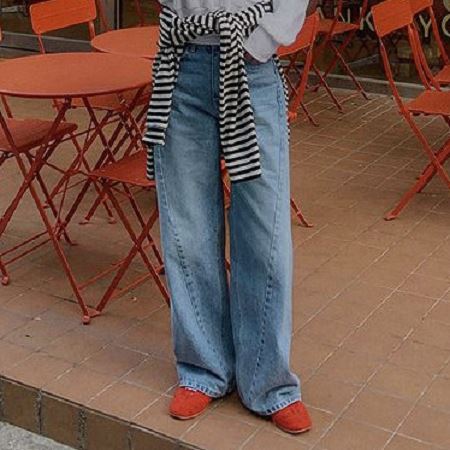 An array of Dongdaemum Women’s Pants, embodying the versatility of Korean fashion.