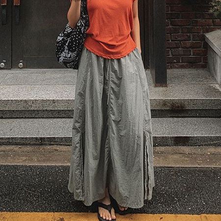 A collection of Dongdaemum Women’s Dresses, encapsulating the charm of Korean fashion.