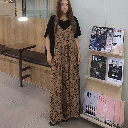 Dongdaemum Women’s Dresses, a testament to the elegance and quality of wholesale Korean fashion.