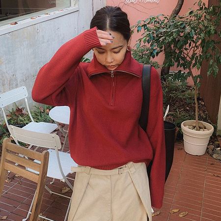 Dongdaemum Women’s Shirts, Tops & T-Shirts, a testament to the elegance and quality of wholesale Korean fashion.