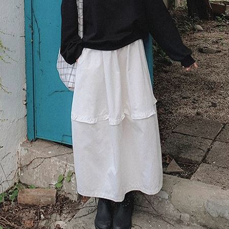 A collection of Dongdaemum Women’s Dresses, encapsulating the charm of Korean fashion.