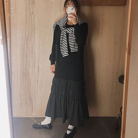 A collection of Dongdaemum Women’s Dresses, encapsulating the charm of Korean fashion.