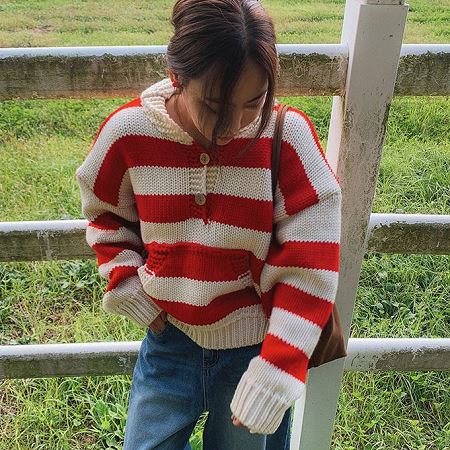 Dongdaemum Women’s Shirts, Tops & T-Shirts, a testament to the elegance and quality of wholesale Korean fashion.