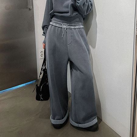 An array of Dongdaemum Women’s Pants, embodying the versatility of Korean fashion.