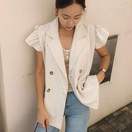 A variety of Dongdaemum Women’s Coats & Jackets, reflecting the sophistication of Korean fashion.