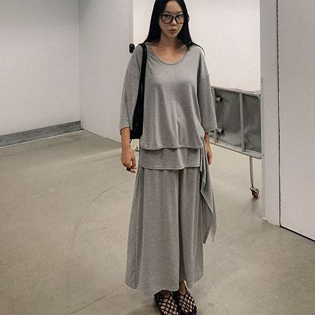 Dongdaemum Women’s One-Pieces, a testament to the elegance and quality of wholesale Korean fashion.