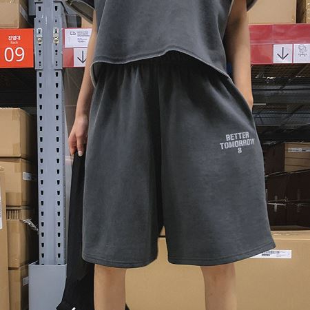 Dongdaemum Women’s Pants, a testament to the elegance and quality of wholesale Korean fashion.
