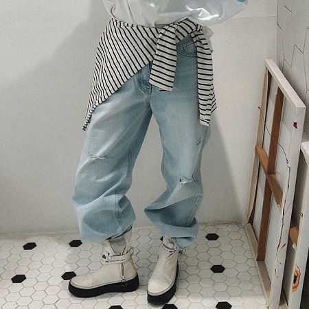 An array of Dongdaemum Women’s Pants, embodying the versatility of Korean fashion.