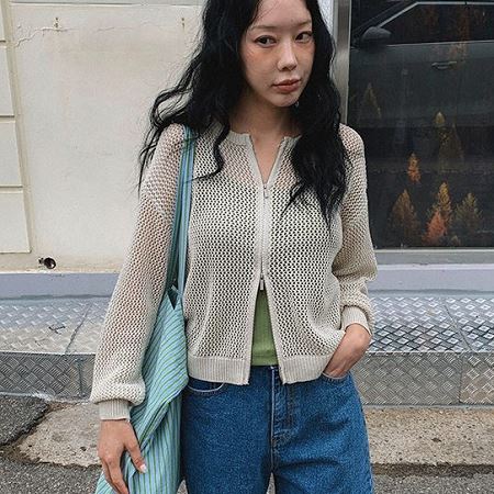 Dongdaemum Women’s Coats & Jackets, a testament to the elegance and quality of wholesale Korean fashion.
