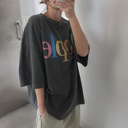 Dongdaemum Women’s Shirts, Tops & T-Shirts, a testament to the elegance and quality of wholesale Korean fashion.
