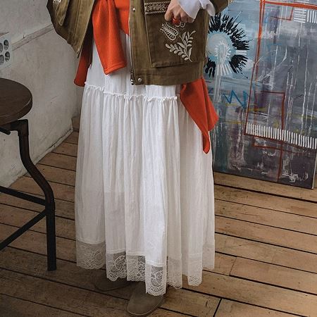 Dongdaemum Women’s Dresses, a testament to the elegance and quality of wholesale Korean fashion.