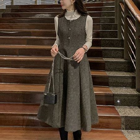 Dongdaemum Women’s Dresses, a testament to the elegance and quality of wholesale Korean fashion.