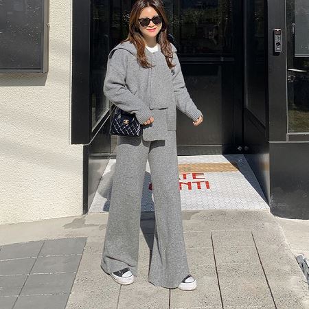 A variety of Dongdaemum Women’s One-Pieces, representing the allure of Korean fashion.