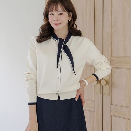 Dongdaemum Women’s Coats & Jackets, a testament to the elegance and quality of wholesale Korean fashion.