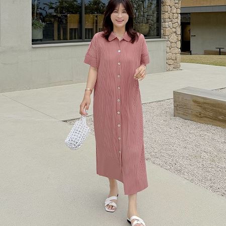 Dongdaemum Women’s Dresses, a testament to the elegance and quality of wholesale Korean fashion.